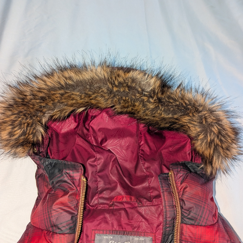 Eddie Bauer Women's Medium Red Puffer Vest With Removable Faux Fur Hood - Picture 5 of 6